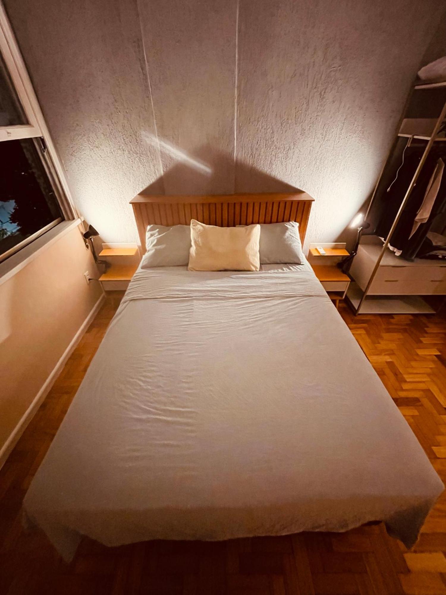 Quadra Praia! Loft Industrial Requintado Novo 4 Pessoas Vizinho Copacabana Palace! Appartement