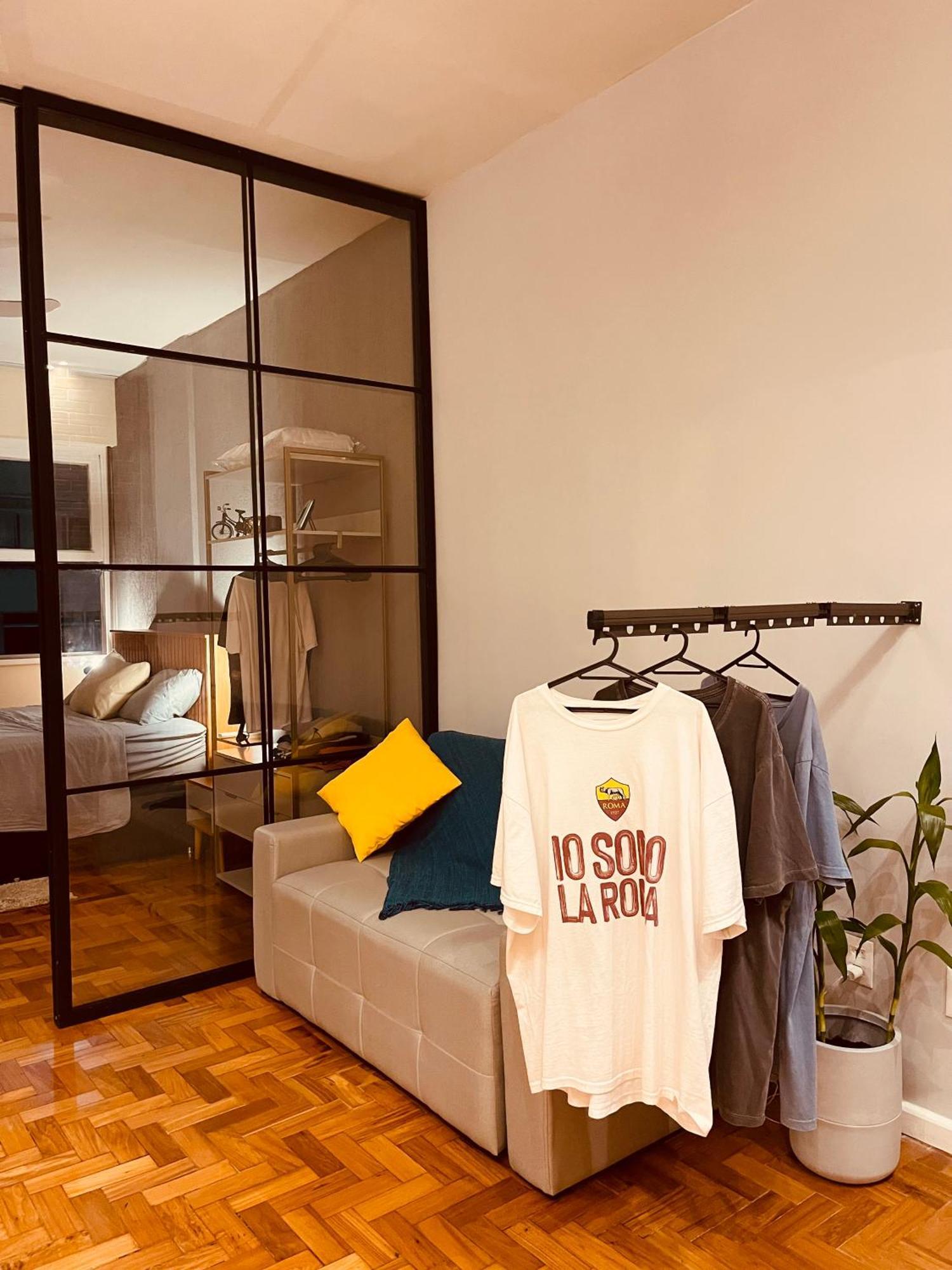 Quadra Praia! Loft Industrial Requintado Novo 4 Pessoas Vizinho Copacabana Palace! Appartement