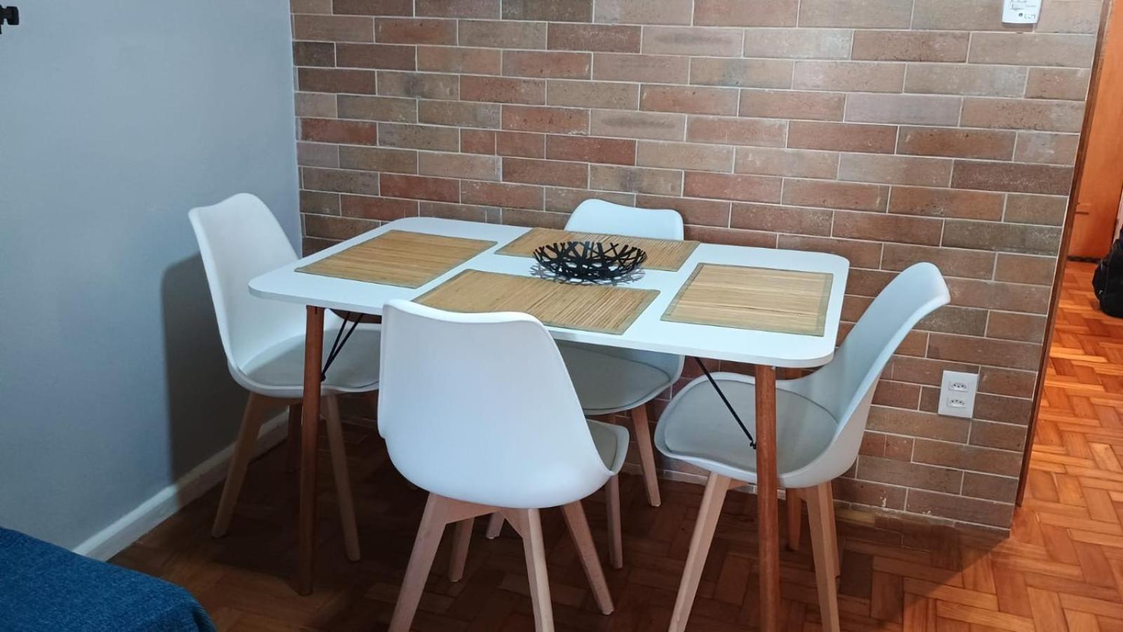 Quadra Praia! Loft Industrial Requintado Novo 4 Pessoas Vizinho Copacabana Palace! Apartamento Río de Janeiro